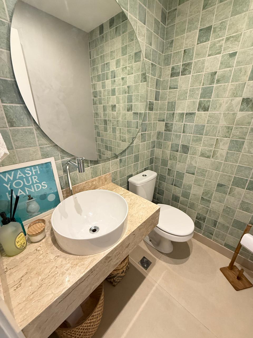 WhatsApp Image 2025-11-03 at 12.03.47 (1)